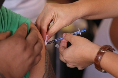 Nova Friburgo ainda não foi contemplada com vacina Qdenga | Jornal A Voz da Serra