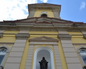 Catedral fecha para reforma e missas são transferidas para o Colégio N.S. Dores | A Voz da Serra