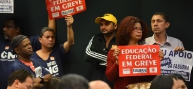Universidades e institutos federais entram em greve | A Voz da Serra