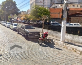 Rua no Centro interditada nesta terça para obras da rede de esgoto | Jornal A Voz da Serra